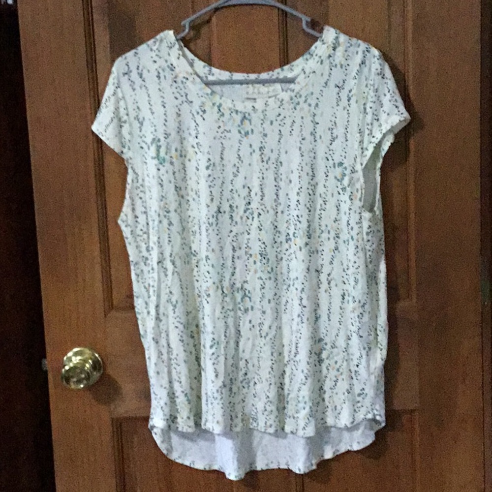 Short sleeve shirt